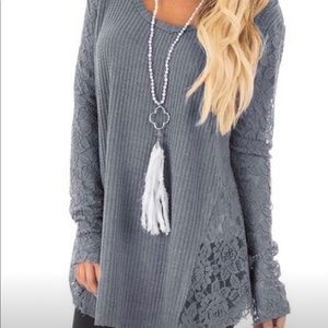 Gray tunic with lace details
